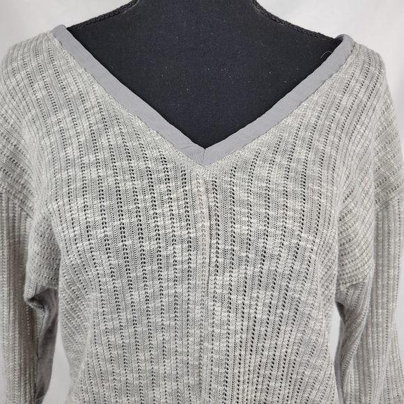 ANTHRO SKIES ARE BLUE Knit V Neck Half Sleeve Blouse - Picture 2 of 8